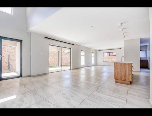 3 BEDROOM HOUSE FOR SALE IN CARLSWALD